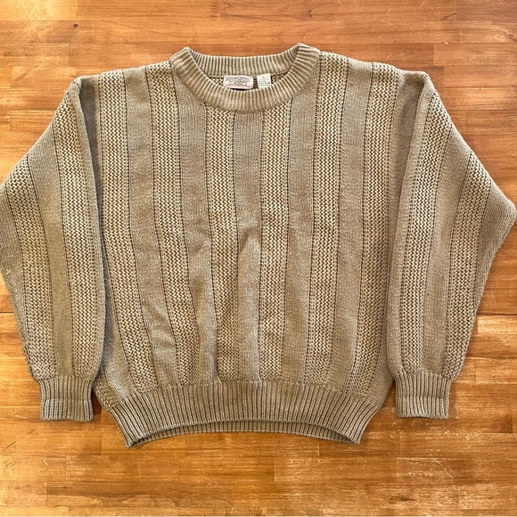 WESTCHESTER CLASSICS Crewneck Sweater - Picture 2 of 7